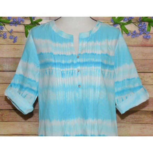 J. Jill Ladies Pintuck 3/4 Roll Tab Sleeve V-Neck Blouse Top Size M Blue & White - Picture 2 of 13
